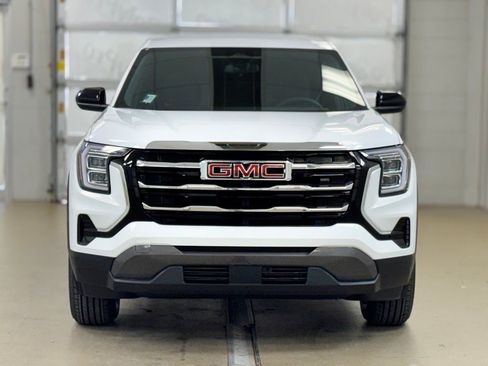 New 2026 GMC Terrain Elevation w/ LPO, Floor Liner Package FWD image 2