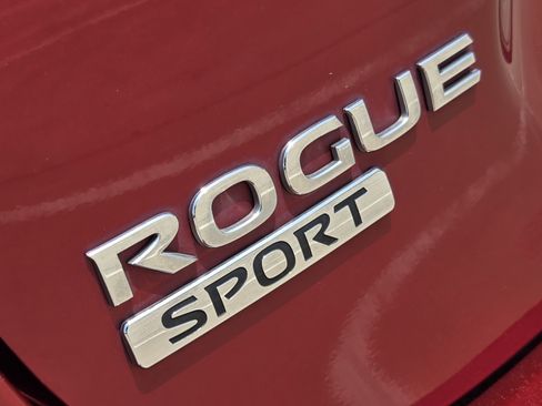 Used 2020 Nissan Rogue Sport S FWD image 32
