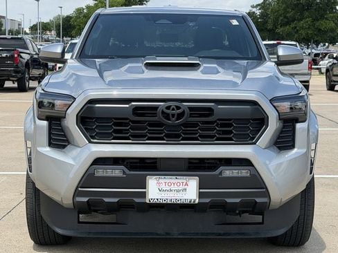 Used 2024 Toyota Tacoma TRD Sport RWD image 7