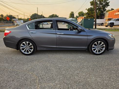 Used 2013 Honda Accord Sport image 8