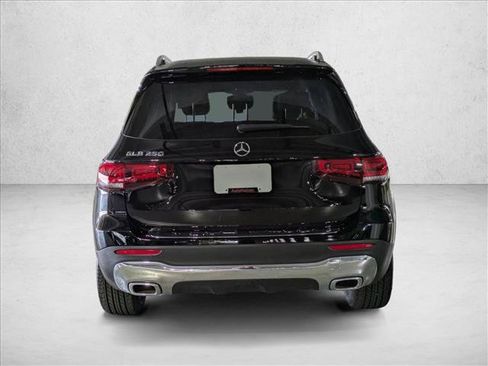 Certified 2022 Mercedes-Benz GLB 250 image 8