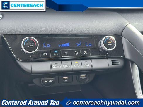 Used 2023 Hyundai Elantra SEL image 25
