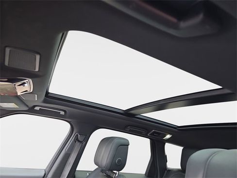 Used 2021 Land Rover Range Rover Sport HSE image 33