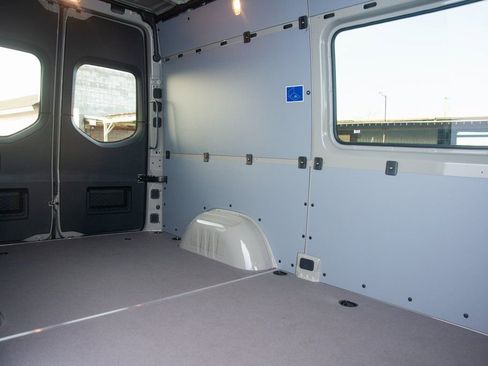 New 2025 Mercedes-Benz Sprinter 2500 image 34