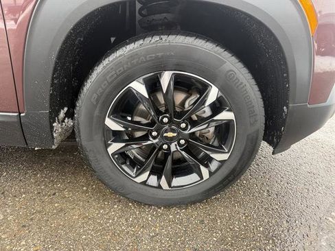 Used 2023 Chevrolet TrailBlazer LT w/ Convenience Package image 8