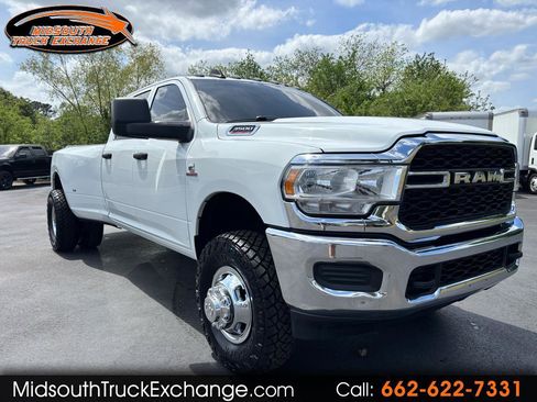 Used 2023 RAM 3500 Tradesman AWD/4WD image 1