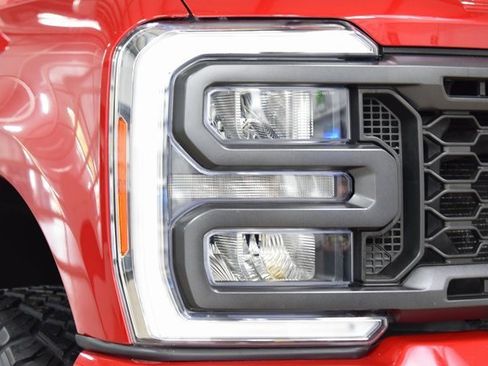 Used 2023 Ford F350 Lariat w/ Lariat Ultimate Package image 12