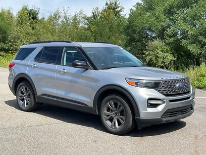 Used 2022 Ford Explorer XLT w/ Equipment Group 202A
