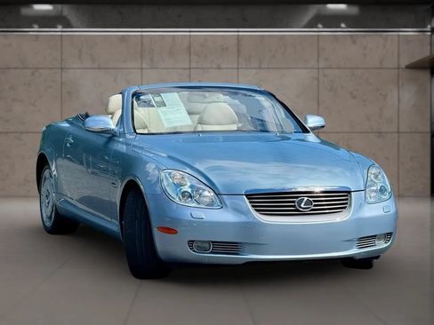 Used 2004 Lexus SC 430 Convertible RWD image 18