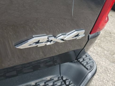 New 2026 RAM 1500 Laramie w/ Sport Appearance Package AWD/4WD image 6
