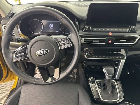 Used 2021 Kia Seltos SX image 33