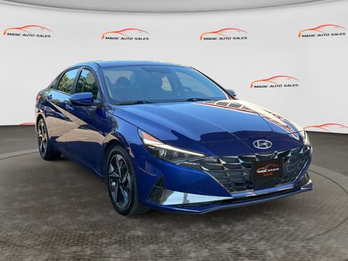 Used 2023 Hyundai Elantra Limited FWD image 5