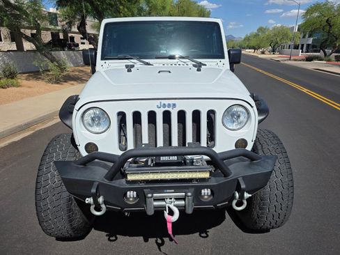 Used 2015 Jeep Wrangler Unlimited Sport w/ Connectivity Group AWD/4WD image 13