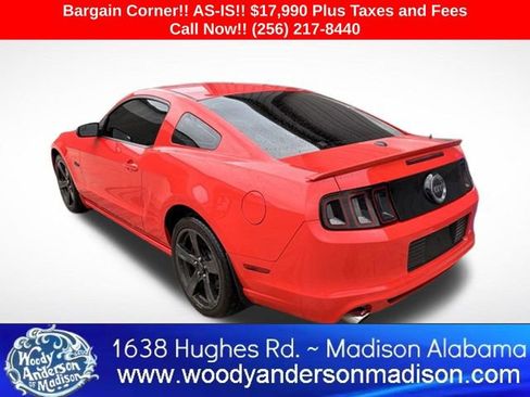 Used 2013 Ford Mustang GT Premium RWD image 3