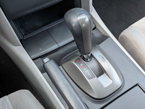 Used 2010 Honda Accord LX image 27