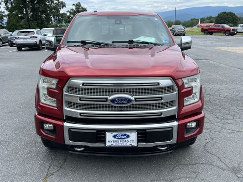 Used 2015 Ford F150 Platinum w/ Equipment Group 701A Luxury AWD/4WD image 4