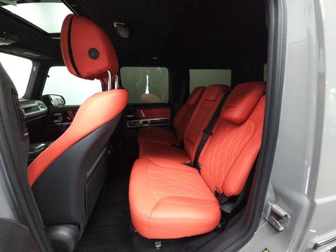 Used 2025 Mercedes-Benz G 550 image 29
