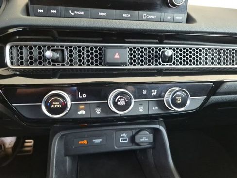 Certified 2024 Honda Civic Sport image 26