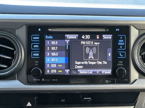 Used 2018 Toyota Tacoma SR5 image 26