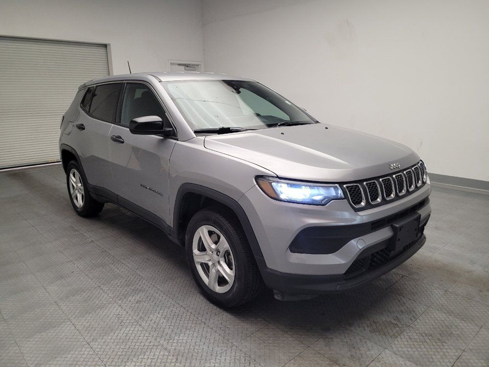 Used 2023 Jeep Compass Sport AWD/4WD image 13