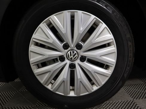 Used 2019 Volkswagen Jetta S w/ Driver Assistance Package image 31