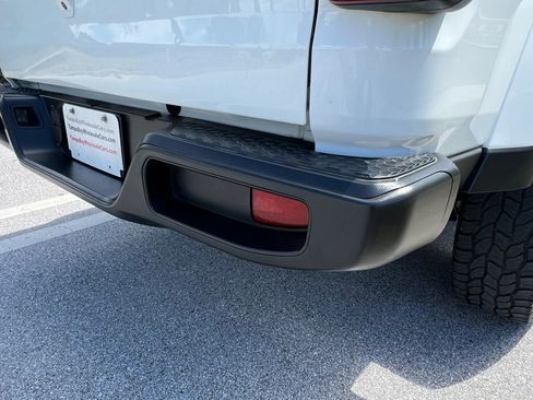 Used 2020 Jeep Gladiator Sport w/ Quick Order Package 24S image 62