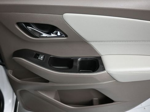 Used 2020 Chevrolet Traverse Premier w/ LPO, Floor Liner Package FWD image 53