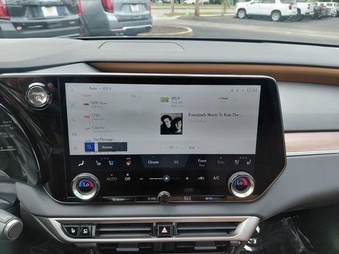 Used 2025 Lexus RX 350 w/ Convenience Package AWD/4WD image 29