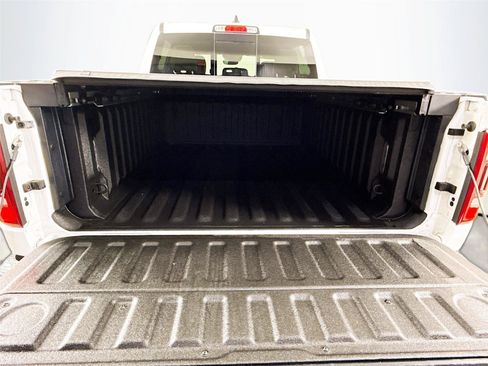 Used 2024 RAM 1500 Laramie AWD/4WD image 26