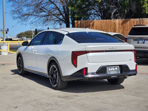 New 2026 Kia K4 GT-Line image 3