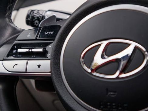 Used 2022 Hyundai Tucson Limited AWD/4WD image 28