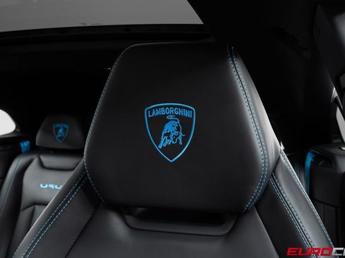 Used 2024 Lamborghini Urus Performante AWD/4WD image 49