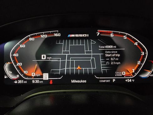 Certified 2023 BMW M550i xDrive w/ Executive Package AWD/4WD image 41