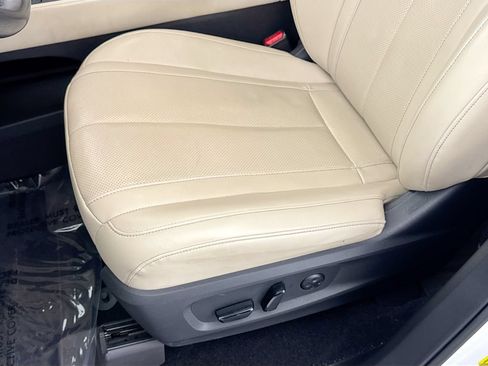 Used 2022 INFINITI QX60 Luxe w/ Cargo Package AWD/4WD image 19