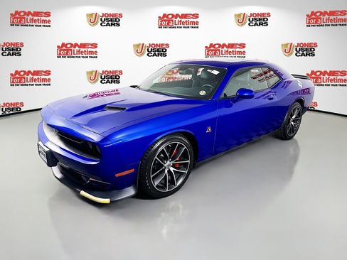 Used 2018 Dodge Challenger R/T Scat Pack w/ Leather Interior Group RWD image 15