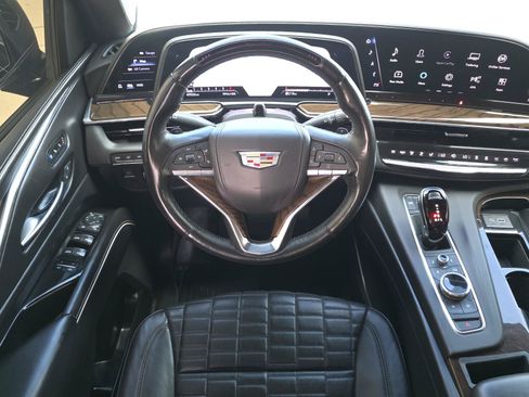 Certified 2024 Cadillac Escalade ESV Sport Platinum RWD image 16