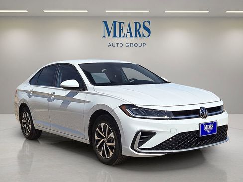 Used 2025 Volkswagen Jetta S image 7