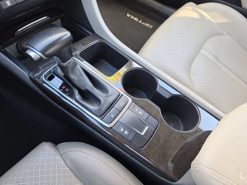 Used 2016 Kia Optima EX w/ Premium Package FWD image 29