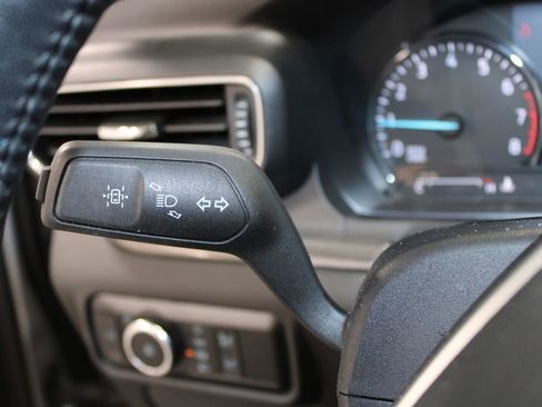 Used 2023 Ford Explorer Limited image 24