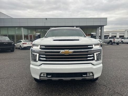 Used 2021 Chevrolet Silverado 2500 High Country w/ Z71 Off-Road Package image 2