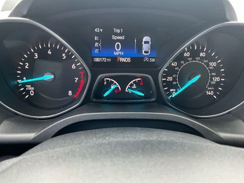 Used 2017 Ford Escape Titanium image 21