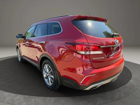 Used 2018 Hyundai Santa Fe SE AWD/4WD image 7