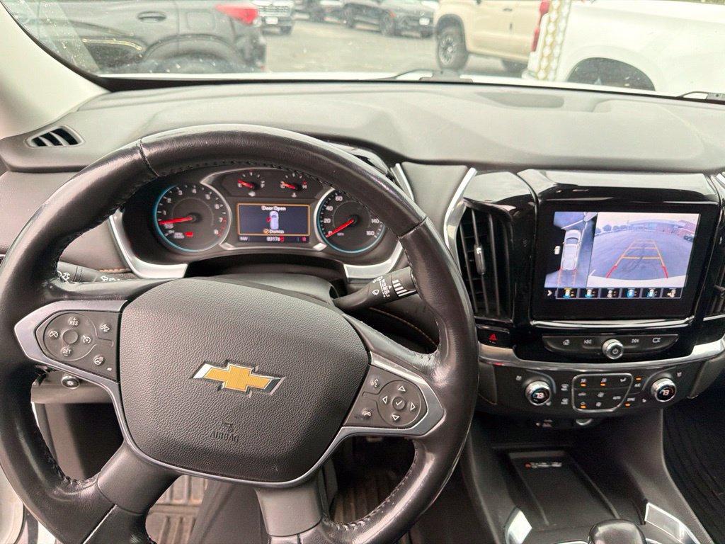 Used 2021 Chevrolet Traverse Premier w/ Redline Edition FWD image 13