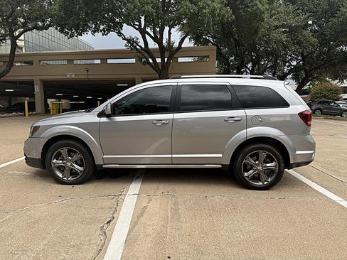 Used 2016 Dodge Journey Crossroad w/ Popular Equipment Group image 3