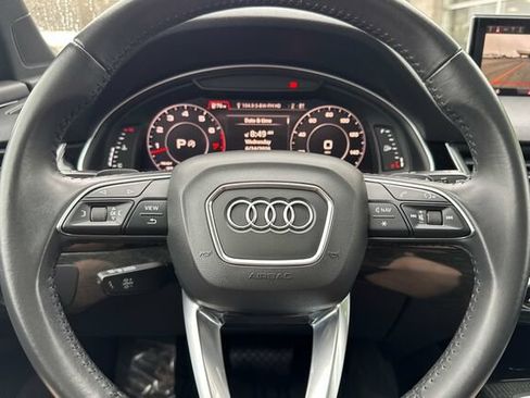 Used 2019 Audi Q7 3.0T Premium Plus w/ Premium Plus Package AWD/4WD image 25
