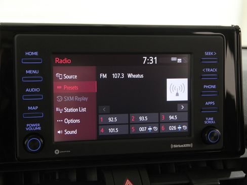 Used 2022 Toyota RAV4 XLE image 12