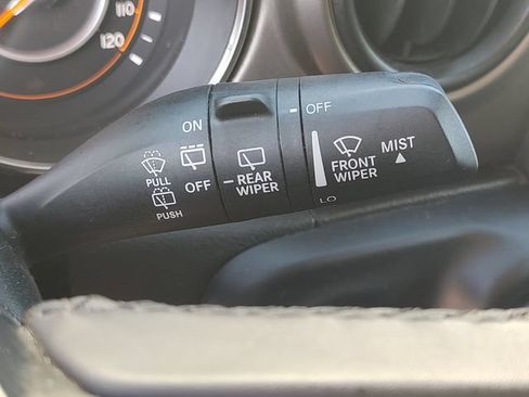 Used 2019 Jeep Wrangler Unlimited Sport S AWD/4WD image 22