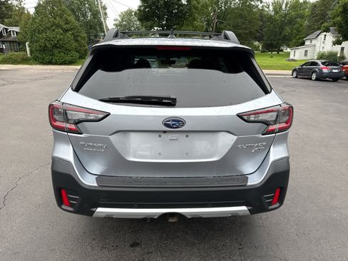 Used 2020 Subaru Outback Limited XT w/ Popular Package #2 image 4