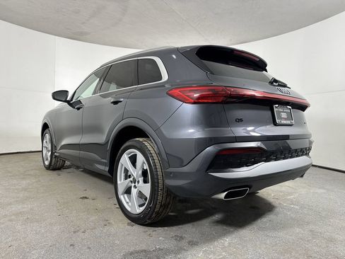 Used 2025 Audi Q5 Premium Plus w/ Premium Plus AWD/4WD image 5