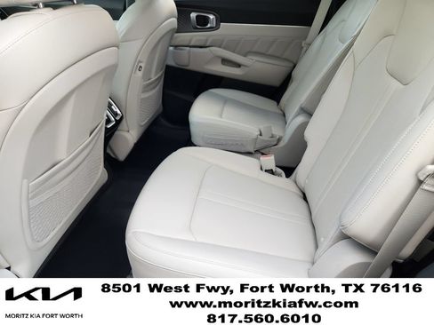 Certified 2023 Kia Sorento SX FWD image 29
